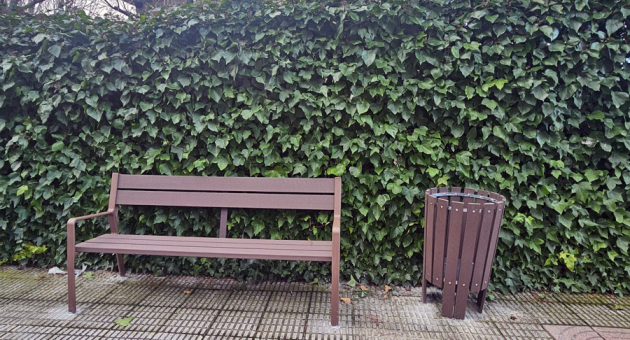 Cambio de mobiliario urbano en la Travesía 2 de Mayo